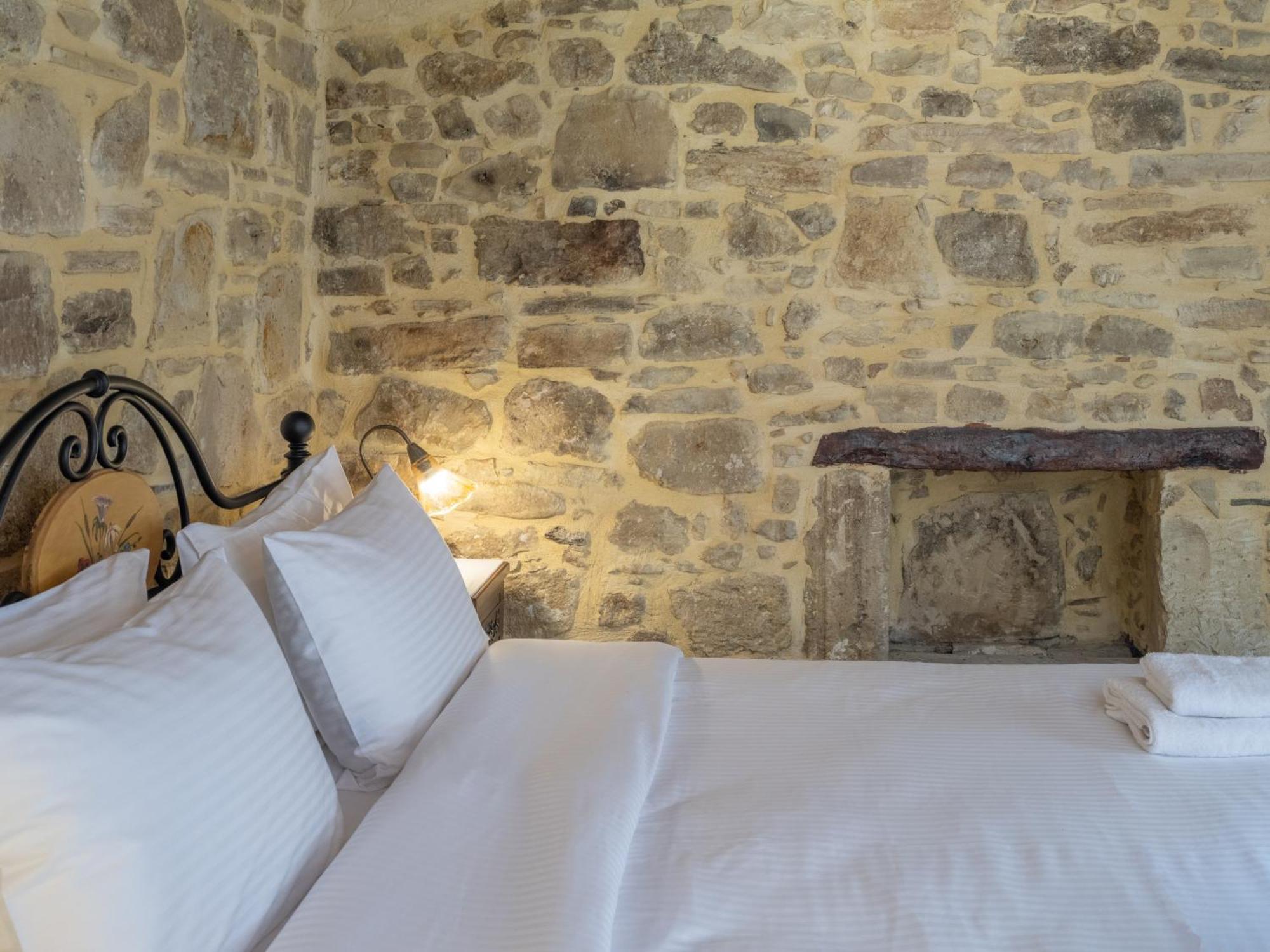 Ano Moulia Draganigo Luxury Stone Houses 40 Min From Matala מראה חיצוני תמונה